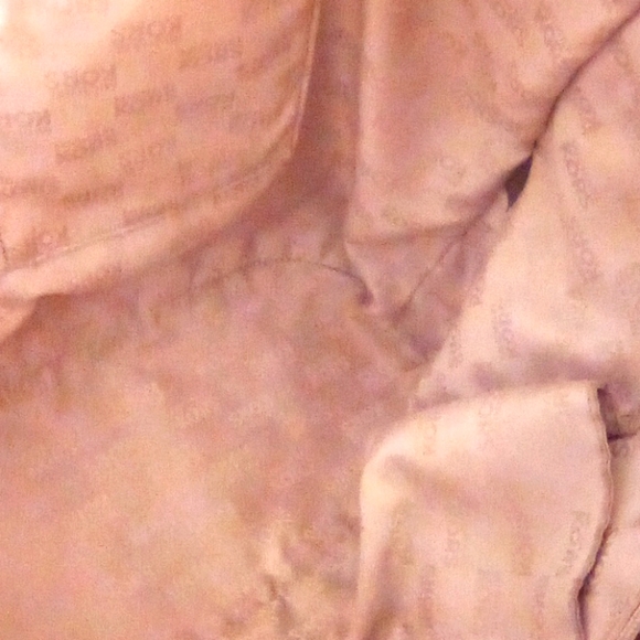 Michael Kors Caramel Tote - Picture 9 of 16